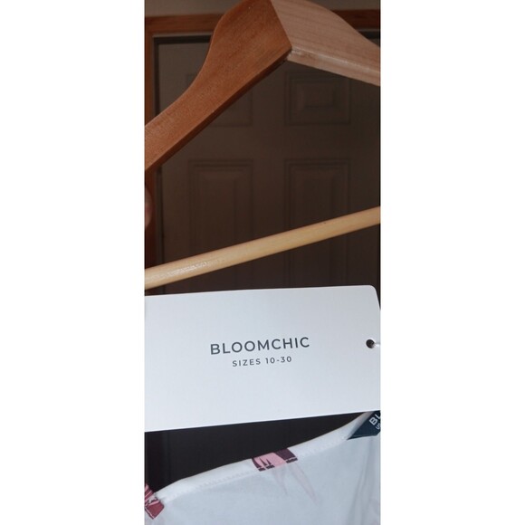 NWT Very Pretty Bloomchic Floral Shirt Size 18-20 - Picture 6 of 6